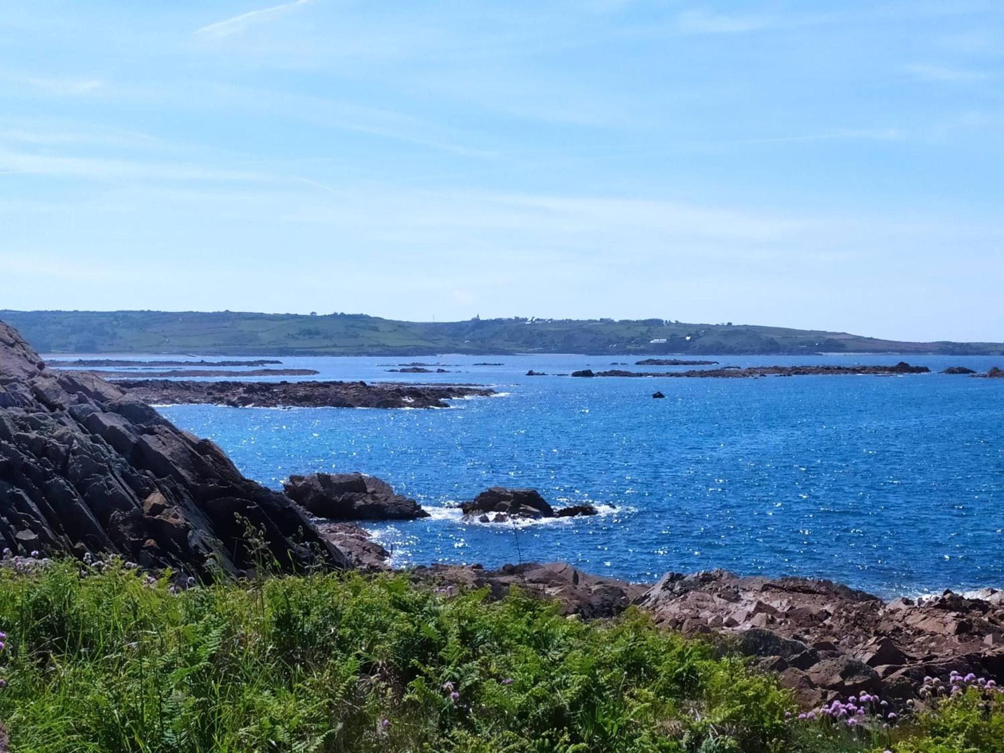 Chambre Entre Mer Et Campagne Greville-Hague Εξωτερικό φωτογραφία