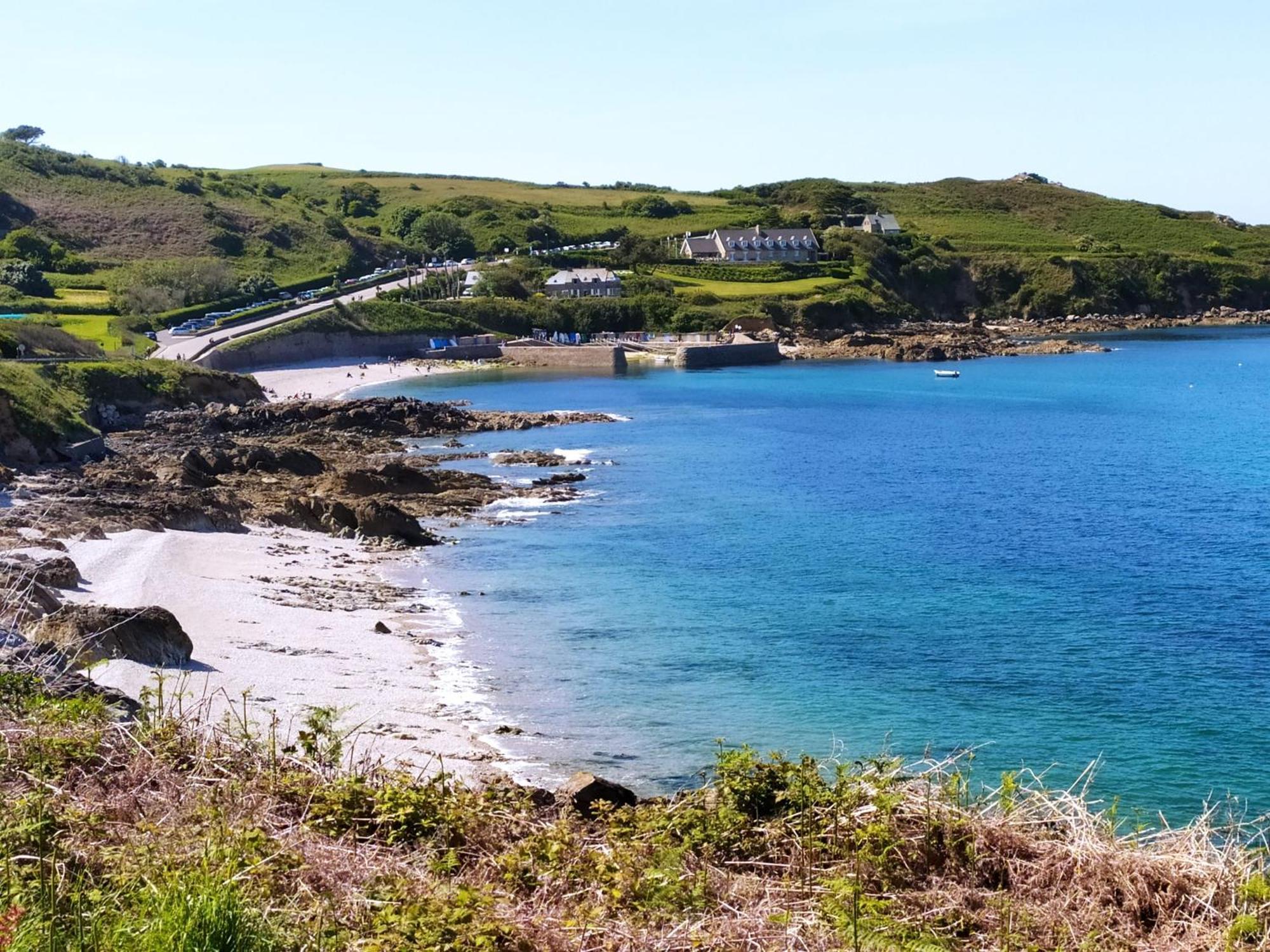 Chambre Entre Mer Et Campagne Greville-Hague Εξωτερικό φωτογραφία